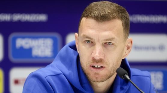 Edin Dzeko'dan �talya ma�� �ncesi a��klama