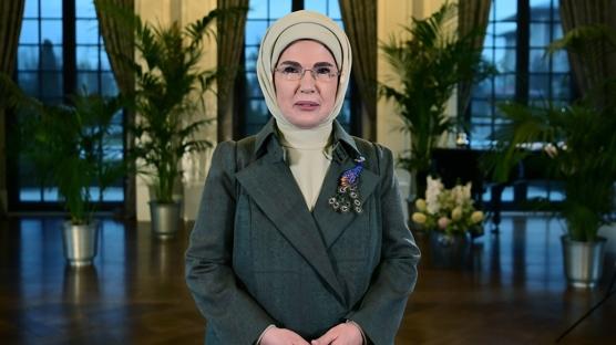 Emine Erdoğan: Bu gidişata hep birlikte dur diyelim