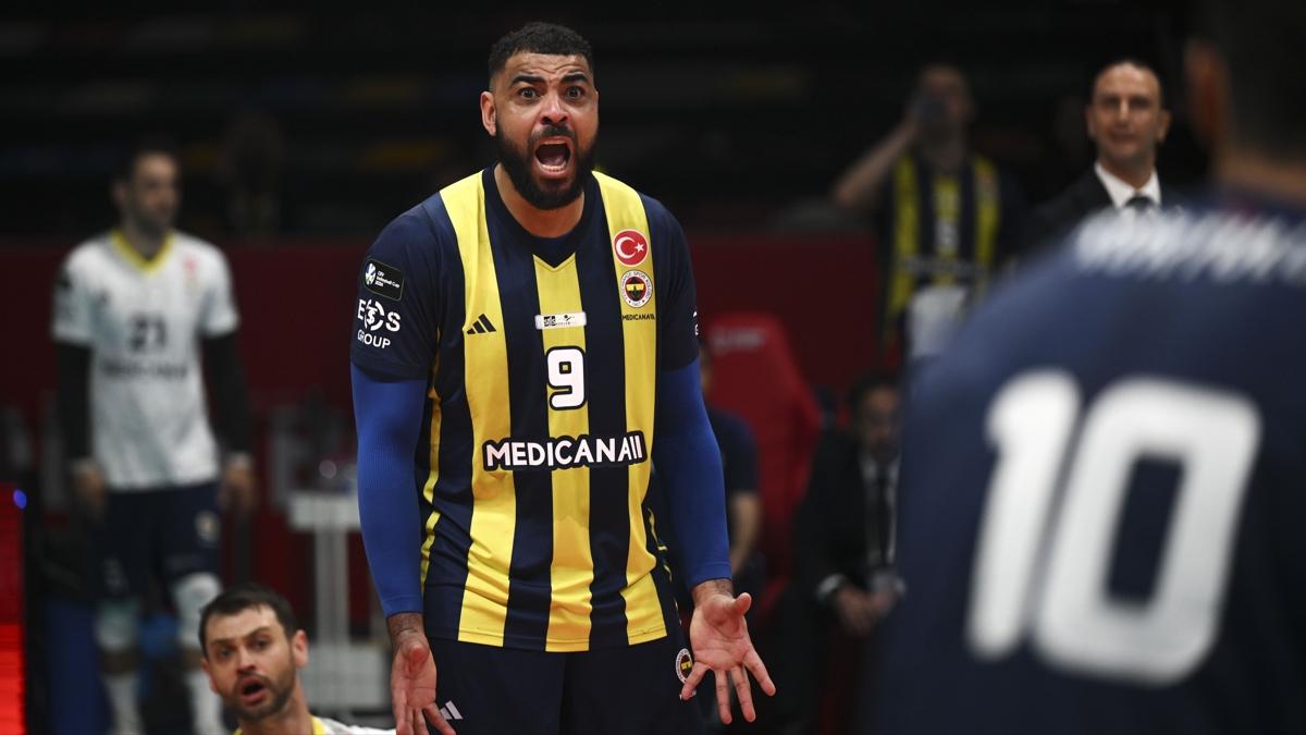 Fenerbah�e'de Ngapeth'in s�zle�mesi feshedildi
