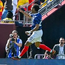 Kante'li Fransa, Davinson'lu Kolombiya'y� yendi