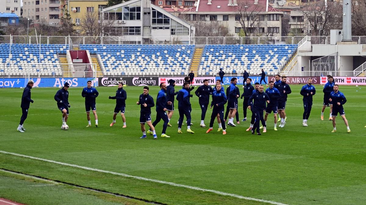 Kosova, T�rkiye ma��na haz�r