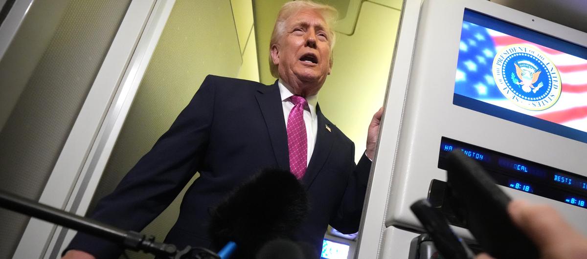 Trump'tan �a��rtan �ran a��klamas�: Bir hediye daha verdiler, sevkiyat yar�n ba�l�yor!