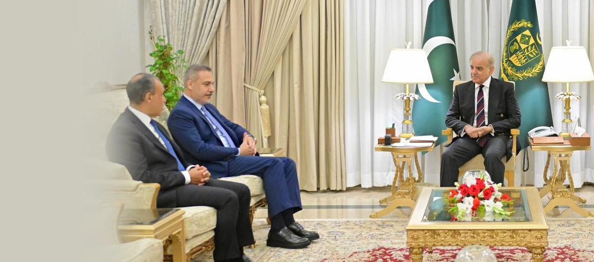 T�rkiye'nin duru�una �vg�: T�rkler m�zakerede rol oynamaya kararl�