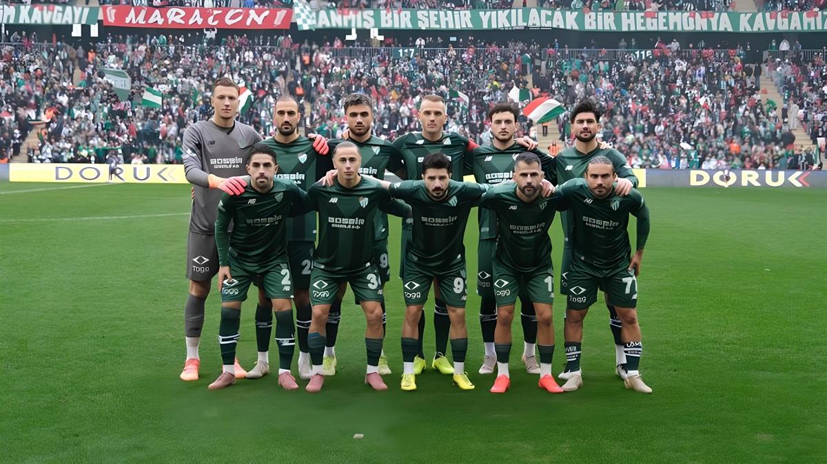 Bursaspor'a PFDK'dan ceza ya�muru