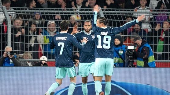 Leroy Sane'den asist, Almanya'dan galibiyet