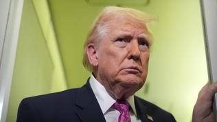 Trump iki m�ttefik �lkenin �st�n� �izdi