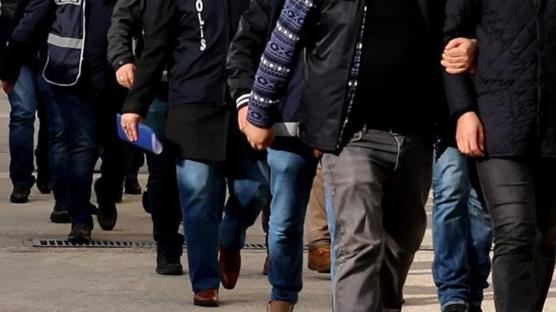 13 ilde e� zamanl� operasyon! 50 milyon TL'lik vurgun yapan �ete ��kertildi