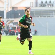 25 maçta 2 gol ve 9 asist! Karşıyaka'da Berat Şahin rüzgarı