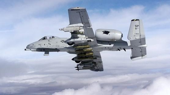 ABD'ye ait A-10 sava� u�aklar� b�lgeye ula�t�