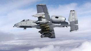 ABD'ye ait A-10 savaş uçakları bölgeye ulaştı