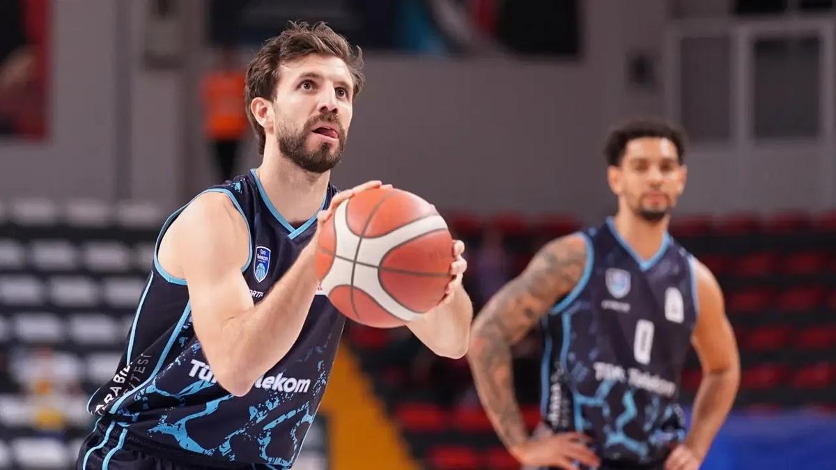 Avrupa'da T�rk Telekom f�rt�nas�! Bourg'u 28 say� farkla ge�ti