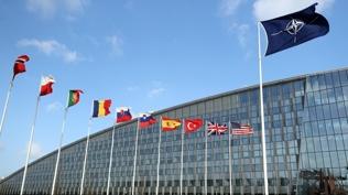 Estonya'dan NATO uyar�s�: Hepimiz zarar g�r�r�z