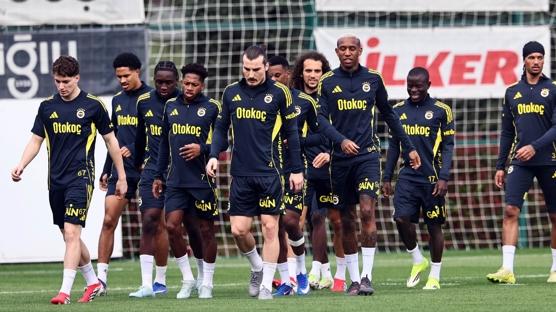 Fenerbah�e derbiye haz�rlan�yor