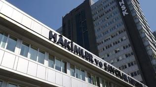 HSK kararnamesiyle �ok say�da hakim ve savc�n�n g�rev yeri de�i�ti