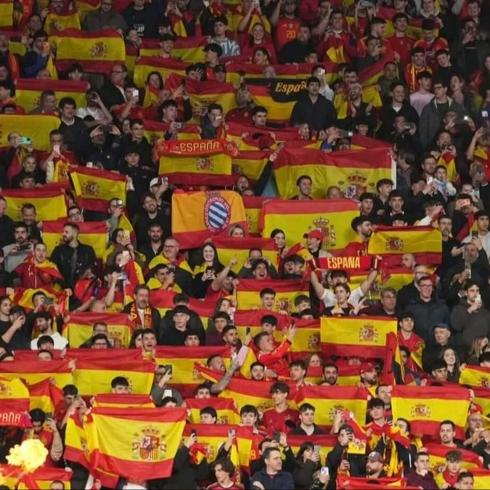 Irk��l��a s�f�r tolerans! �spanya'dan �slamofobik slogana tepki