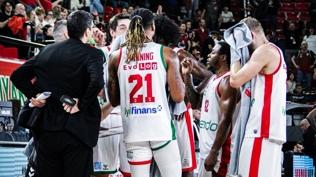 Kar��yaka'da oyuncular antrenmana ��kmad�