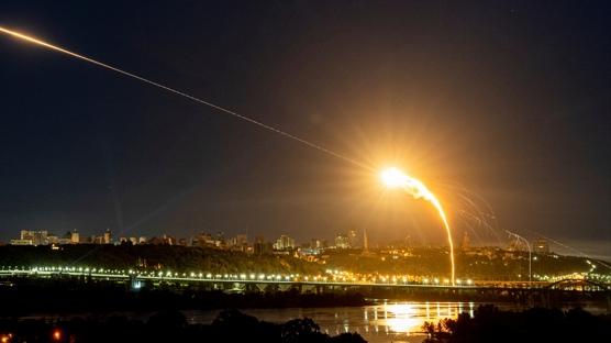 Rus �HA'lar�na darbe: Ukrayna semalar�nda d���r�ld�ler