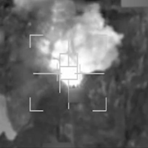 Yer alt�ndaki askeri hedefler vuruldu