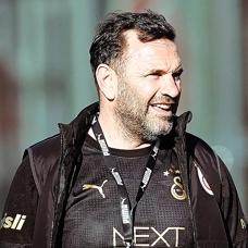 Galatasaray, Trabzonspor mesaisine devam ediyor