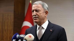 Hulusi Akar'dan Rum kesimine net uyar�: Risk al�yorlar! Savunma i�in �ok, taarruz i�in az