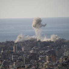 Soyk�r�mc� �srail'den yo�un sald�r�