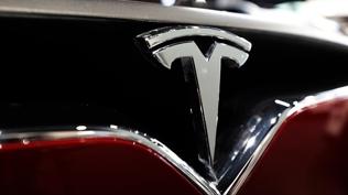 Tesla ilk �eyrekte beklentileri kar��layamad�