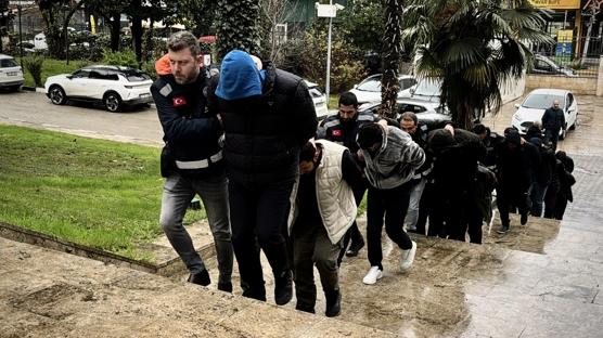 13 ilde 'change' ara� operasyonu: Zanl�lar adliyede