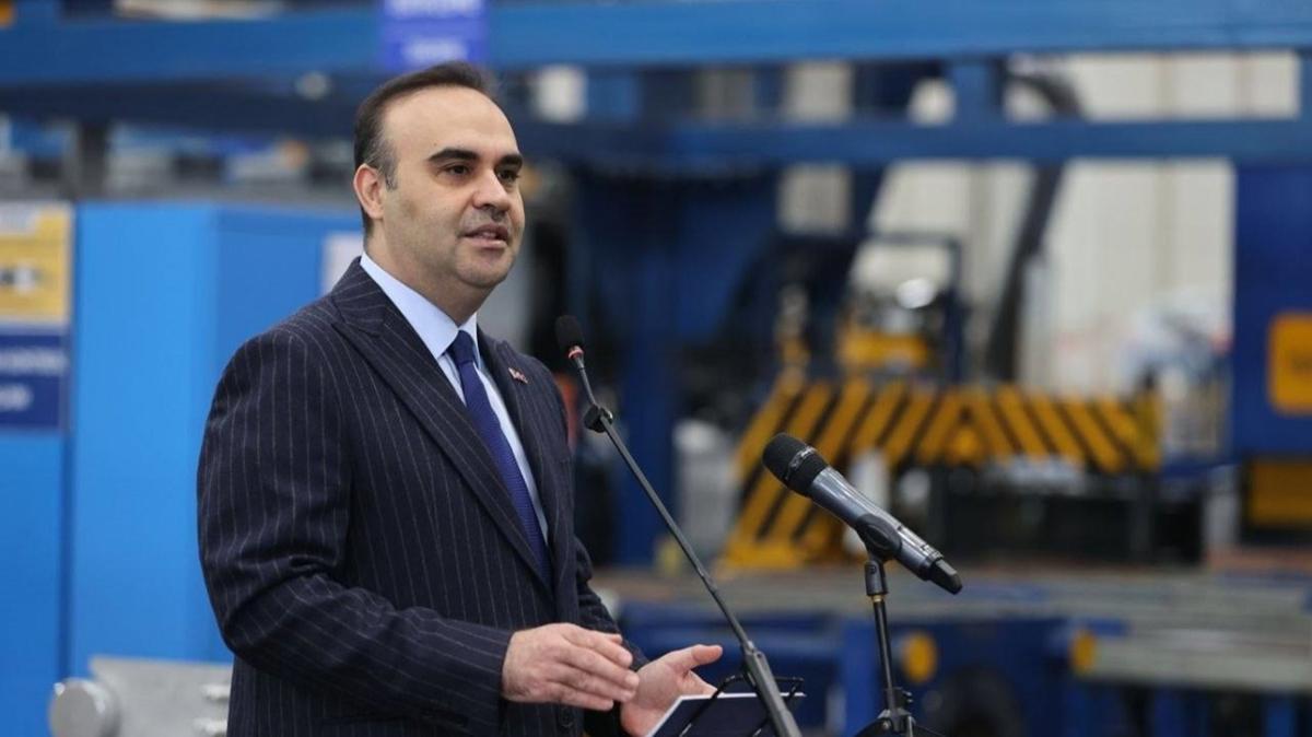 Bakan Kac�r: Milletimizin 60 y�ll�k yerli ve milli otomobil �zlemini Togg ile ger�e�e d�n��t�rd�