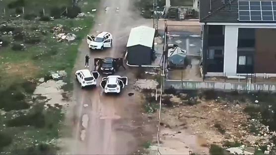 15 y�ll�k s�r perdesi araland�