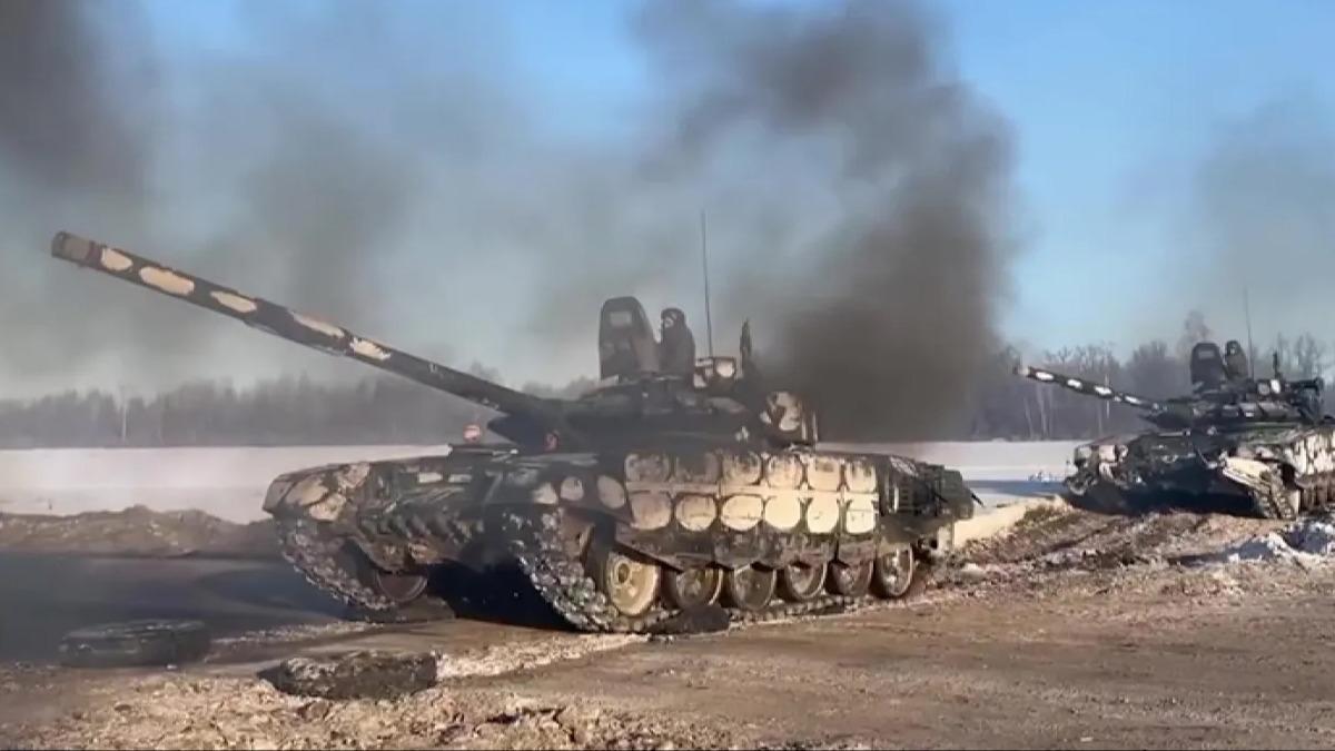 Rus g��lerinin ilerleyi�i s�r�yor! Ukrayna'da 7 yerle�im birimini ele ge�irdiler