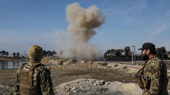 Suriye'de Esed rejiminden kalan may�n patlad�: 3 �ocuk �ld�