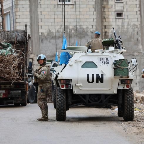 UNIFIL karargah�nda patlama: �� asker yaraland�