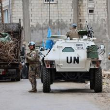 UNIFIL karargah�nda patlama: �� asker yaraland�