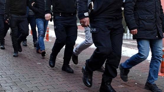 Vatanda�a 'bungalov' tuza��! 3 milyar liral�k vurgun yapt�lar