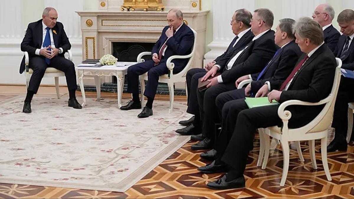 Pa�inyan'dan Putin'in iste�ine ret