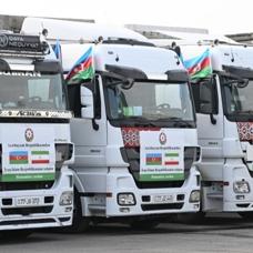 Aliyev'in talimat�yla 3. sevkiyat: Azerbaycan'dan �ran'a 10 t�rl�k insani destek