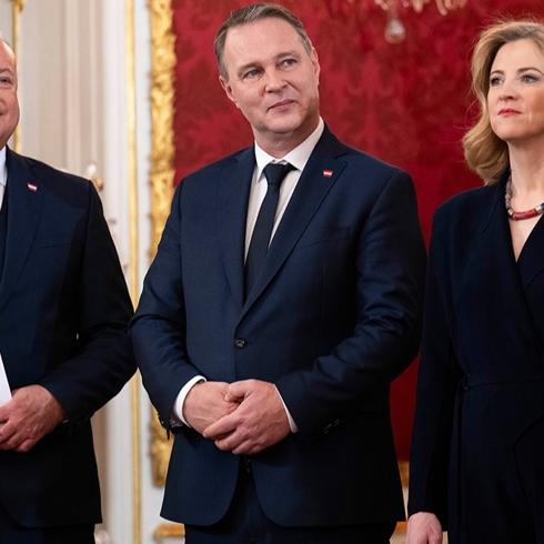 Avusturya'dan ABD'ye 'hava sahas�' resti: Trump'�n kaotik politikalar�n�n par�as� de�iliz!