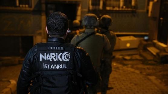 �stanbul'da narkotik mesaisi: 11 g�zalt�, 4 tutuklama