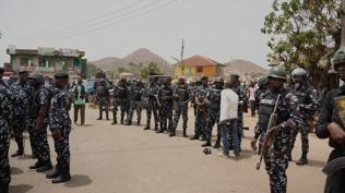 Nijerya'da katliam: Evler ateşe verildi