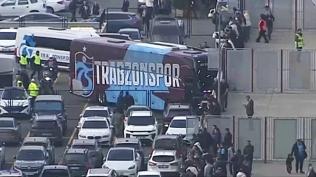 Trabzonspor derbi öncesi stadyuma ulaştı