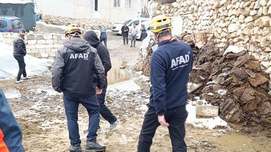 Van'daki sars�nt� b�y�k depremin habercisi mi?