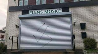 Avrupa'da �slam d��manl��� dinmiyor! �sve�'te camiye al�ak sald�r�