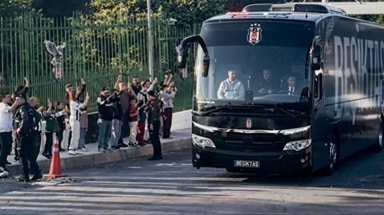 Be�ikta� kafilesi derbi i�in stadyuma hareket etti