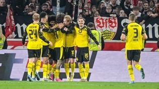 Borussia Dortmund 3 puan� son dakikalarda ald�