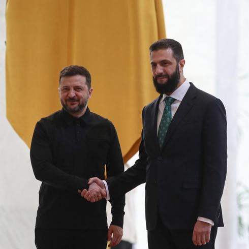 Devrimden sonra ilk ziyaret... Zelenski, Suriye'de �ara ile g�r��t�