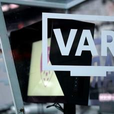 Fenerbah�e-Be�ikta� derbisinin VAR hakemi belli oldu