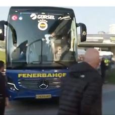 Fenerbah�e, derbi �ncesi stadyuma ula�t�