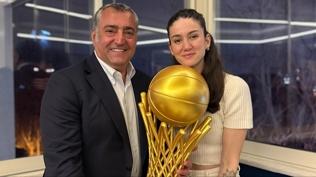 Fenerbah�e Opet, �ampiyonluk yeme�inde bir araya geldi