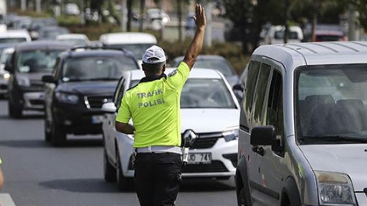 Polisten kaçmak pahalıya patladı: Alkollü sürücüye milyonluk ceza
