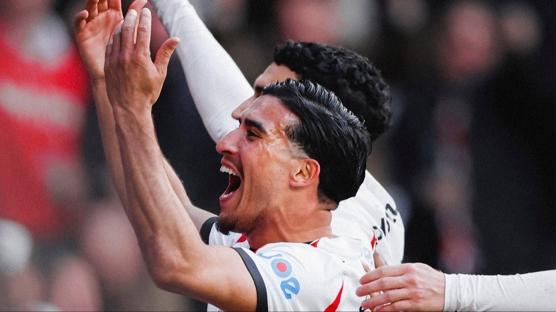 PSV, Eredivisie'de �st �ste ���nc� kez �ampiyon